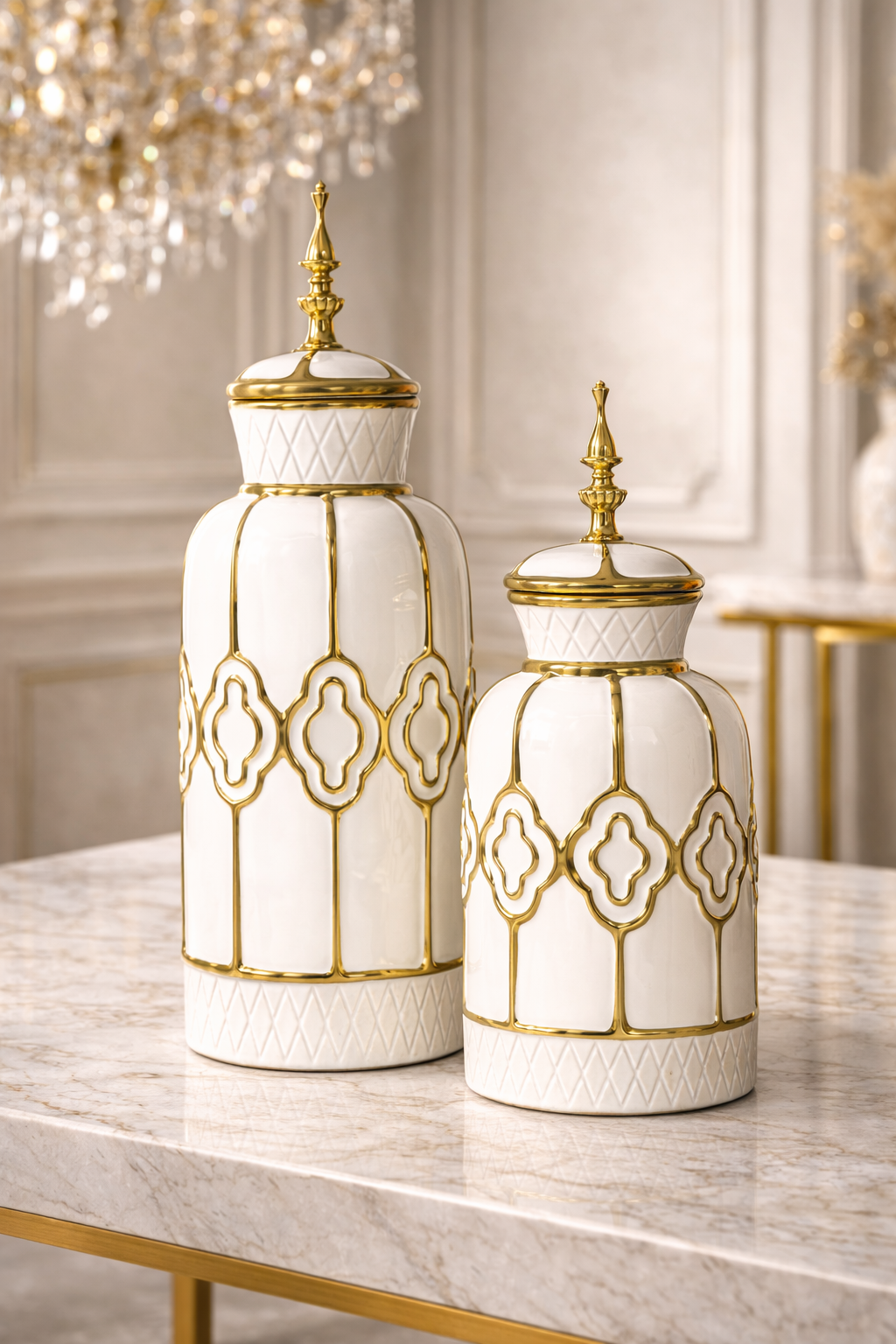 Duo de vases en porcelaine au design géométrique chic