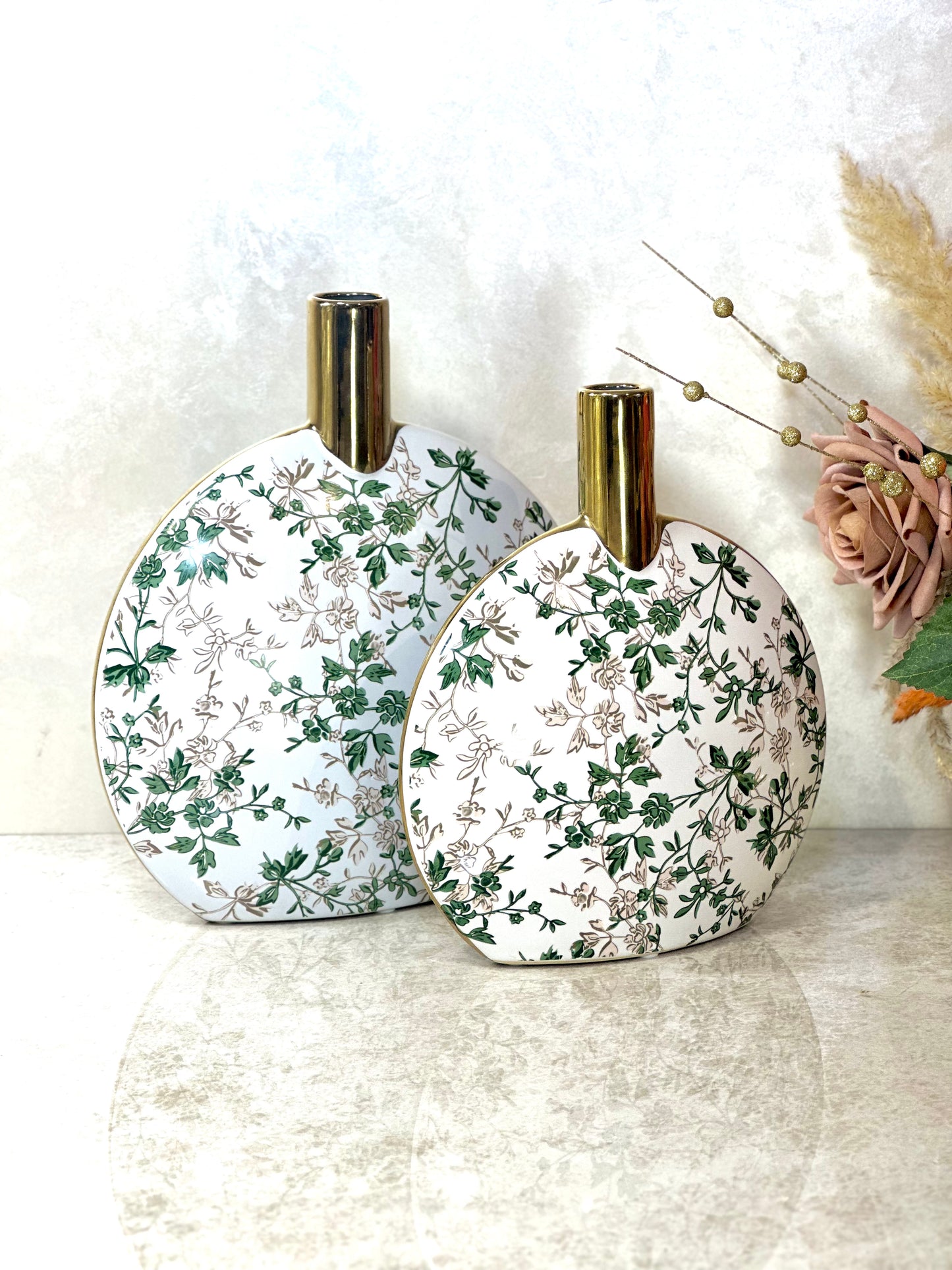 Duo de Vases Ronds Floraux – Harmonie et Élégance Naturelle