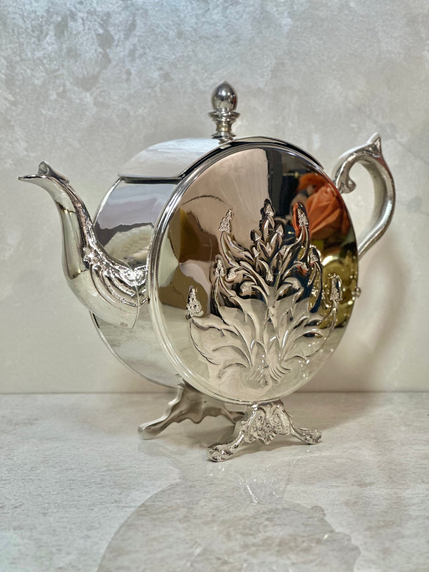 Théière de collection en argent – Artisanat et tradition