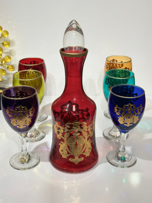 Coffret Carafe Rouge & 6 Verres Cristallisés – Finitions Dorées de Luxe