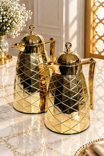Duo de Thermos Entièrement Dorés – Luxe et Élégance à Chaque Service