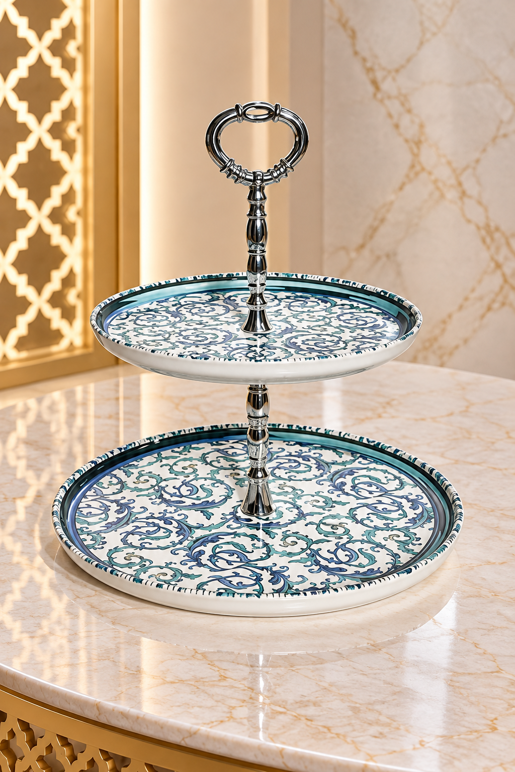 Présentoir 2 Étages en Porcelaine avec Motifs Floraux en Vert et Gris – Élégance Naturelle