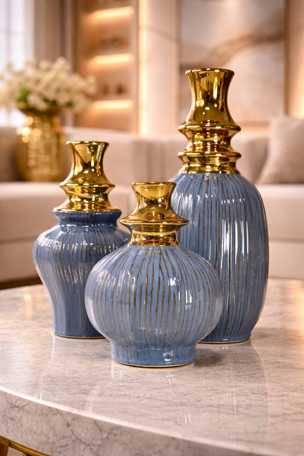 Trio de Vases Sculptés – Finition Dorée, Blanc ou Bleu