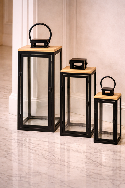 Trio de Lanternes en Bois et Acier Inoxydable – Trois Tailles pour une Ambiance Unique