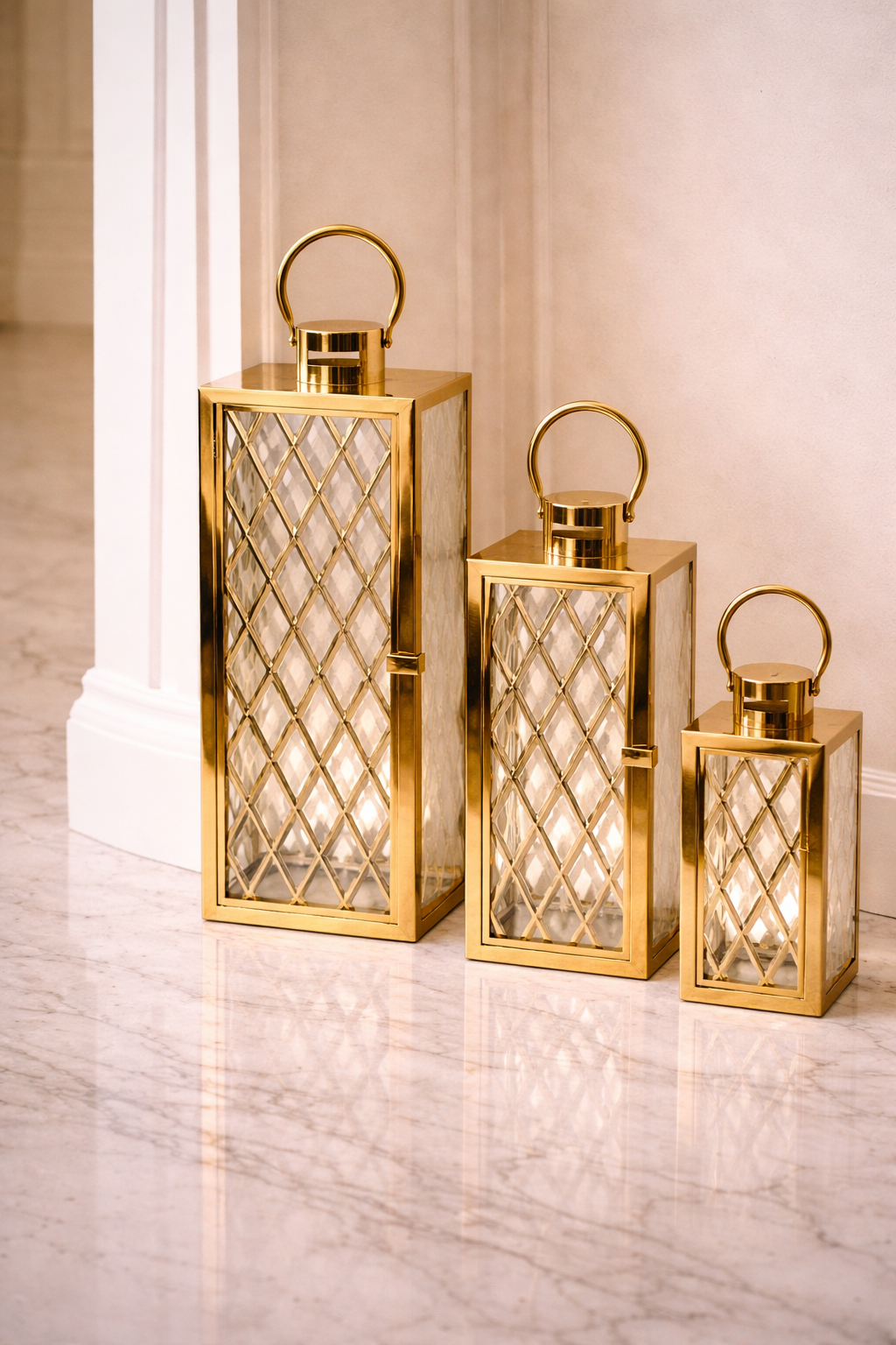 Ensemble de 3 Grandes Lanternes Dorées – Lumière et Élégance pour Votre Intérieur