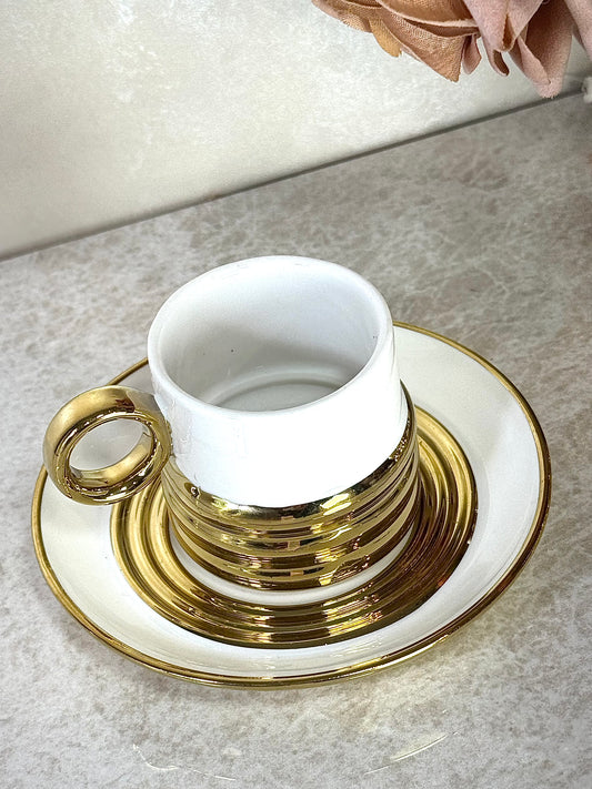 Service à café 6 pièces avec soucoupes blanc – L’art de servir avec élégance