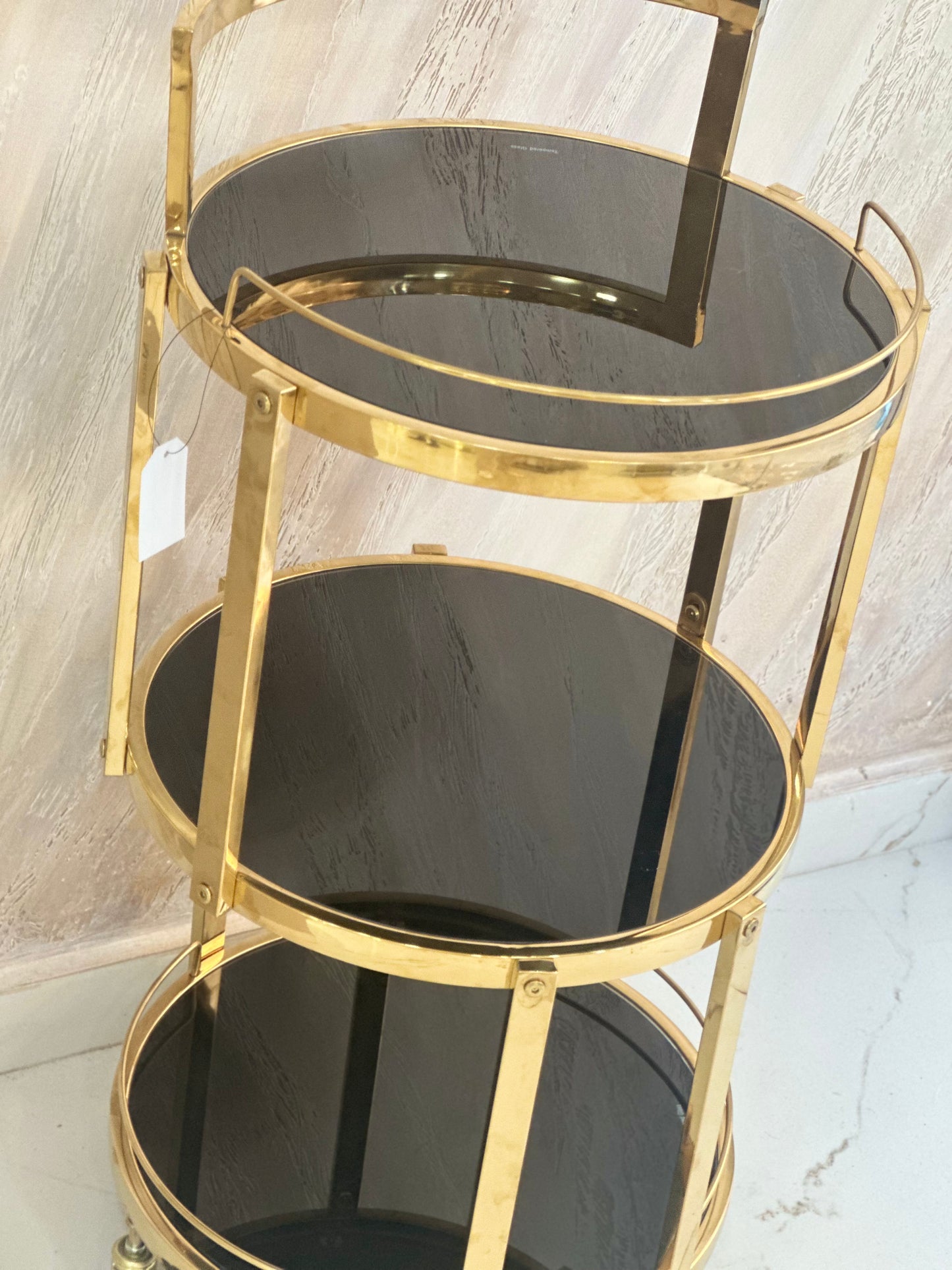 Chariot Présentatif Design en Acier Inoxydable & Verre – Élégance Moderne pour Tous les Espaces