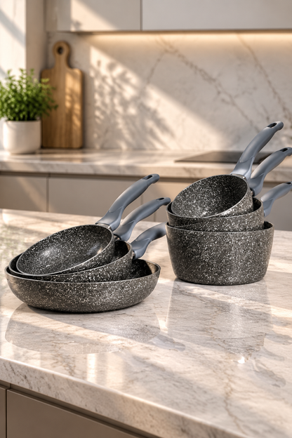 Batterie de Cuisine 6 Pièces en Granit Italien – Revêtement Premium Antiadhésif avec Fond Inox & Poignées Silicone Thermorésistantes