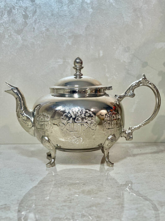 Théière de cérémonie – Cuivre plaqué argent avec motifs gravés