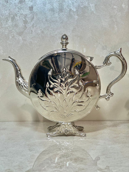 Théière de collection en argent – Artisanat et tradition