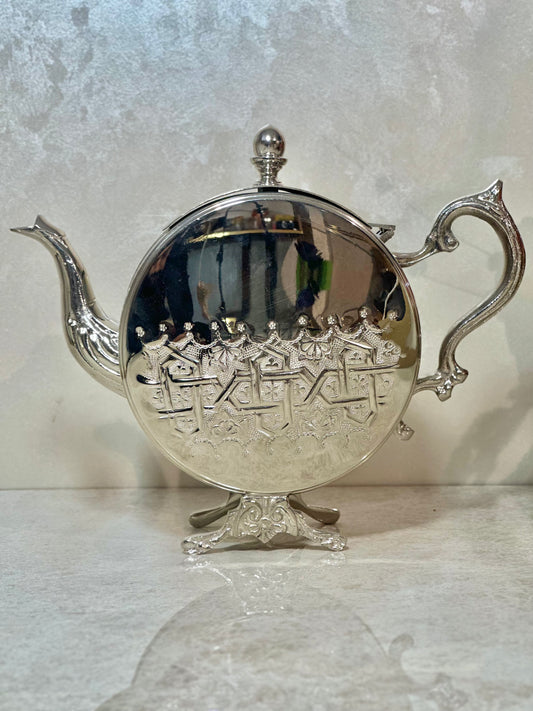 Théière de collection en argent – Artisanat et tradition