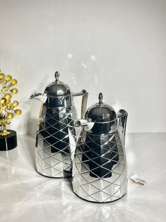 Duo de Thermos Entièrement Argentés – Élégance Moderne et Fonctionnalité