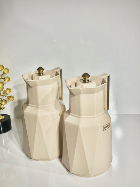 Set de 2 Thermos Couleur Crème avec Finitions Dorées – Élégance Discrète et Performance Thermique