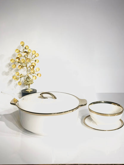 Service Soupière Blanc avec Contour Doré – Élégance et Raffinement