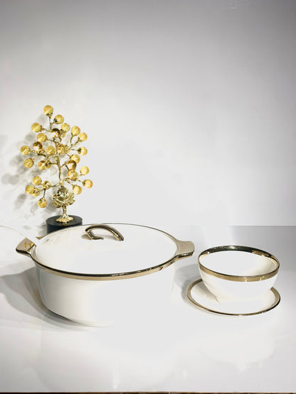 Service Soupière Blanc avec Contour Doré – Élégance et Raffinement