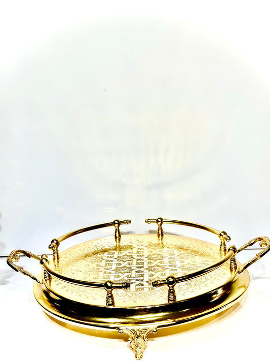 Plateau Rond en Cuivre Doré – Luxe et Tradition pour un Service Raffiné