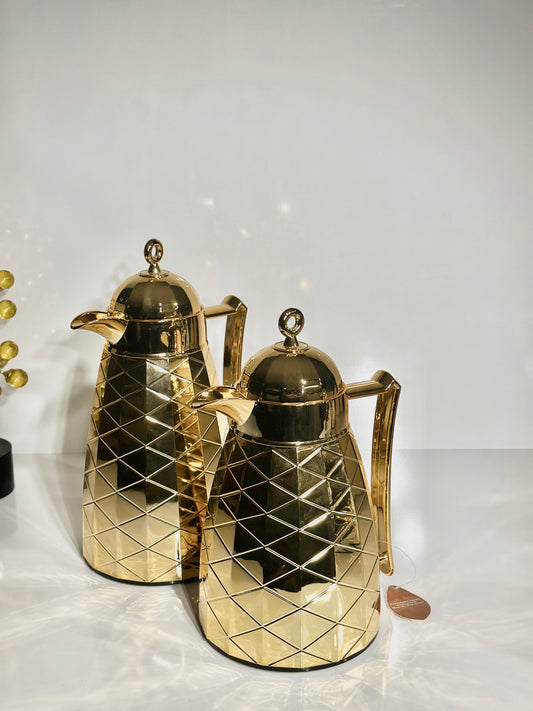 Duo de Thermos Entièrement Dorés – Luxe et Élégance à Chaque Service